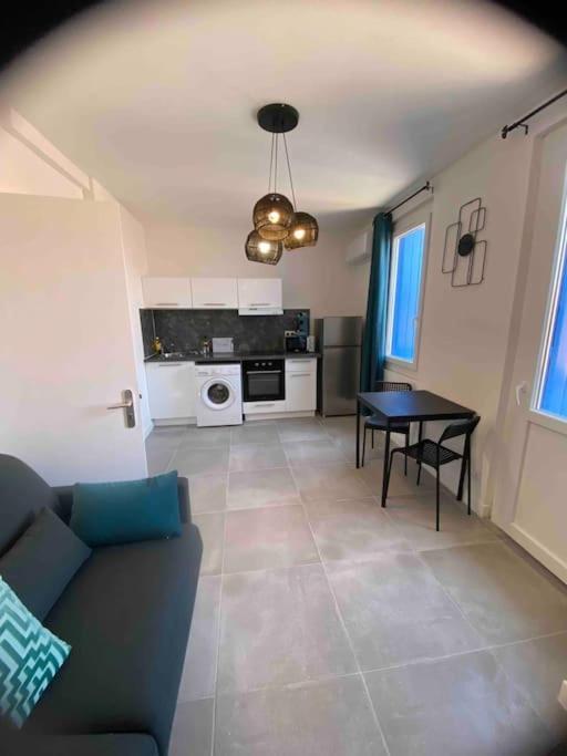 Le Berlioz-Studio-Clim-Wifi-Balcon Apartment เบซิเยร์ ภายนอก รูปภาพ